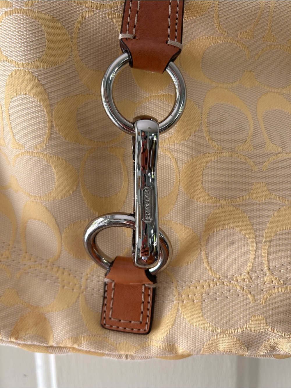 Coach Yellow Jacquard Shoulder Bag with Tan Leather Trim & wallet - Picture 14 of 14